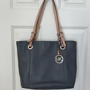 Michael Kors Gray Used Purse/Tote/Shoulder Bag